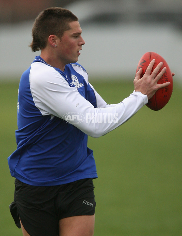 AFL Media - Kangaroos Training 120607 (LC) - 9075