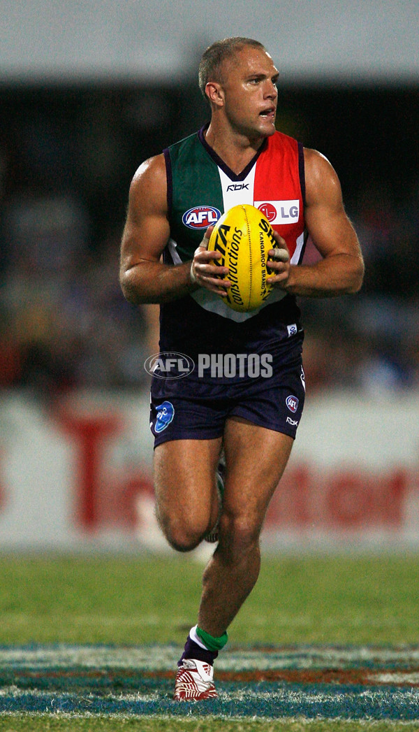 AFL Round 12 - Western Bulldogs v Fremantle - 9262