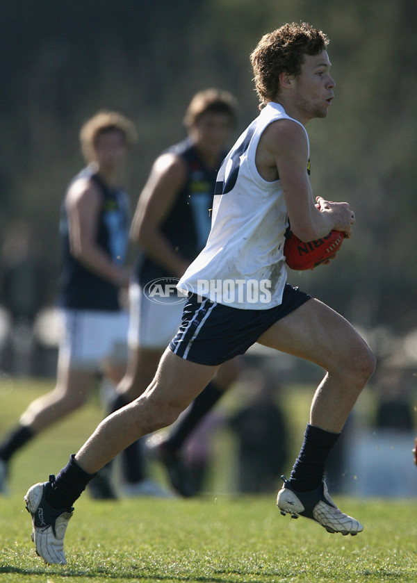 2007 NAB AFL Under 18 Championships - Vic Country v Vic Metro (LC) - 10697