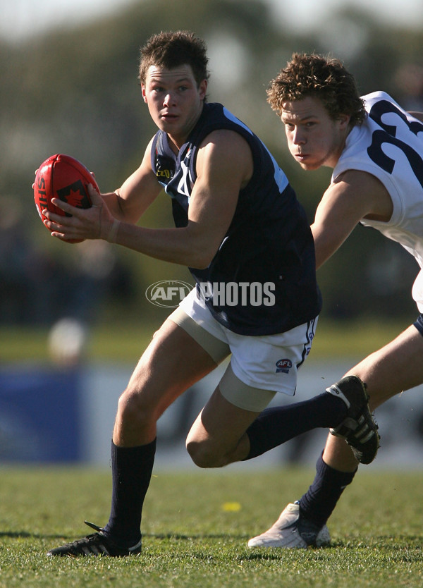2007 NAB AFL Under 18 Championships - Vic Country v Vic Metro (LC) - 10733
