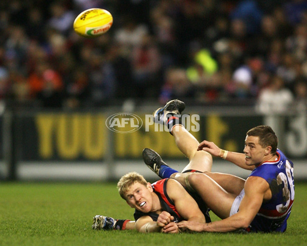 AFL Round 15 - Essendon v Western Bulldogs - 11021