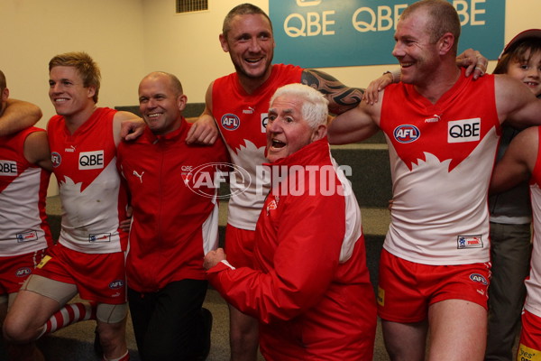 AFL Round 15 - Sydney v Carlton - 11064