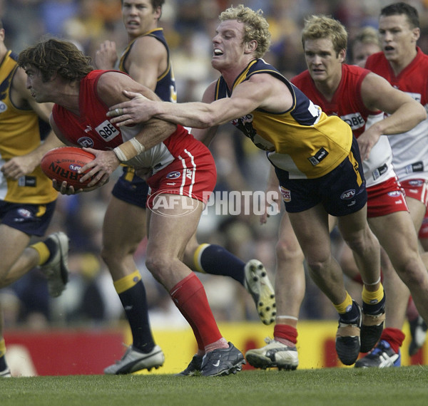 AFL 2004 Rd 8 - West Coast v Sydney Swans - 116051