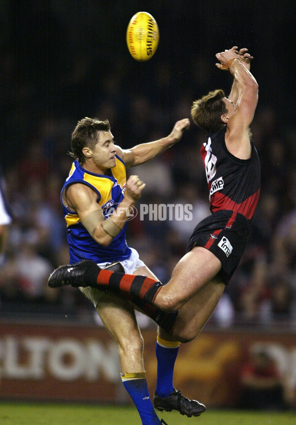 AFL 2004 Rd 3 - Essendon v West Coast - 116613