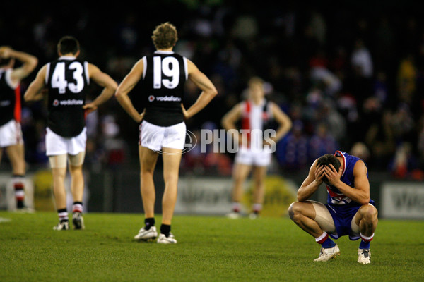 AFL Round 18 - Western Bulldogs v St Kilda - 12647