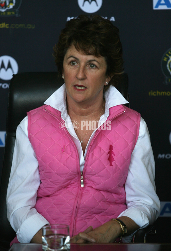 AFL Media - Richmond Press Conference 070807 - 13278
