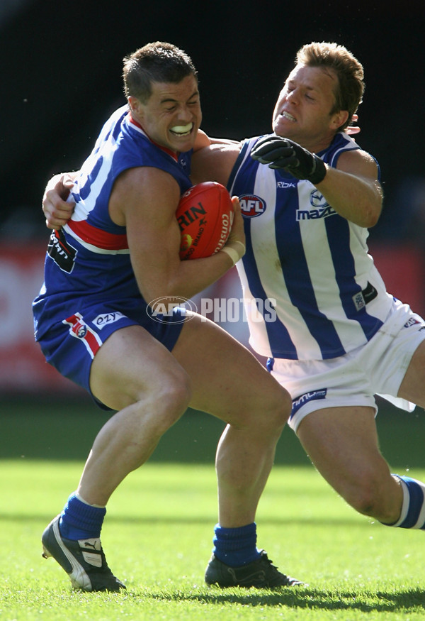 AFL Round 22 - Western Bulldogs v Kangaroos - 15732