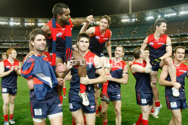 AFL Round 22 - Melbourne v Carlton - 15793