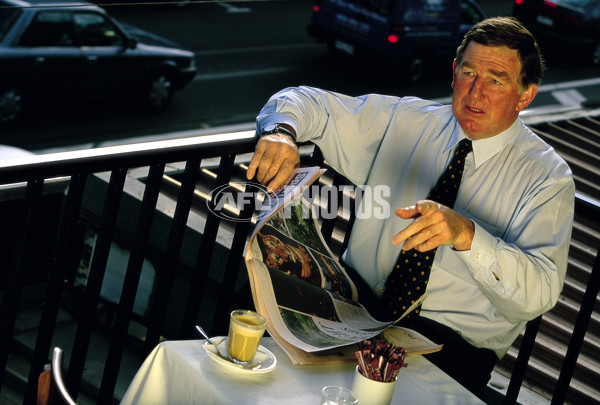 AFL Media- Len Thompson - 16996
