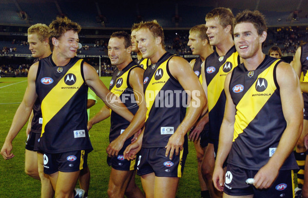 AFL 2004 Wizard Cup Rd 1 - Richmond v Western Bulldogs - 171138