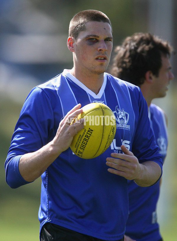 AFL Media - Kangaroos Training 180907 - 17044