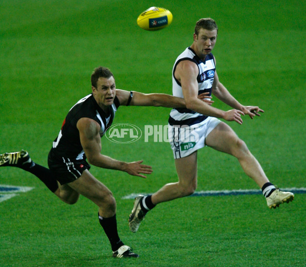 AFL First Preliminary Final - Geelong v Collingwood - 17308