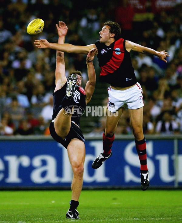 AFL 2005 Rd 2 - Carlton v Essendon - 175892