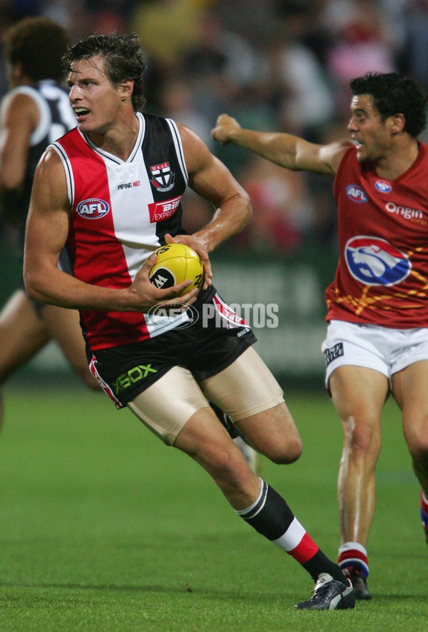 AFL 2005 Wizard Cup Quarter Final - St Kilda v Western Bulldogs - 177199