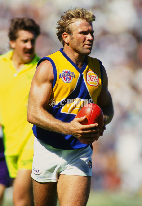 AFL Media â€“ Chris Mainwaring - 18198