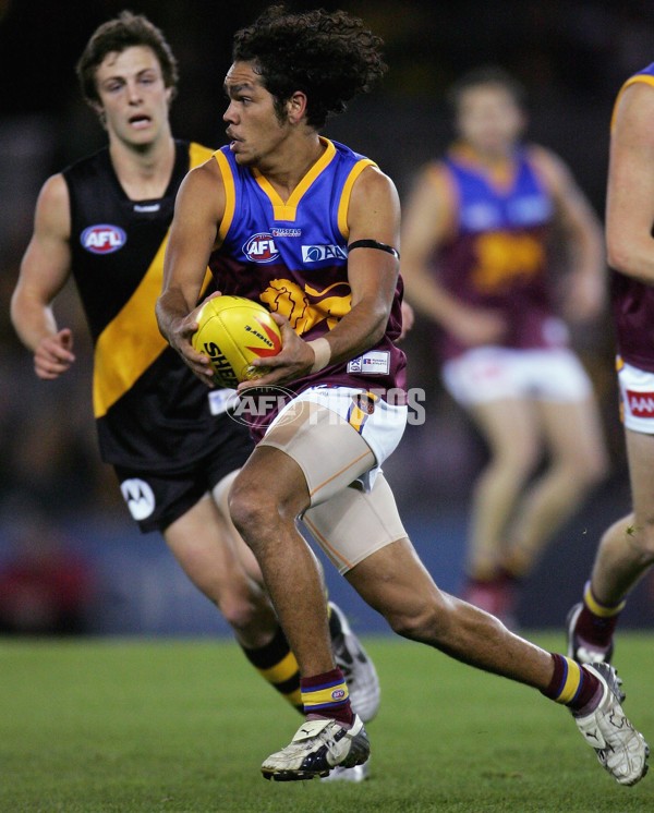 AFL 2006 Rd 19 - Essendon v Collingwood - 181941