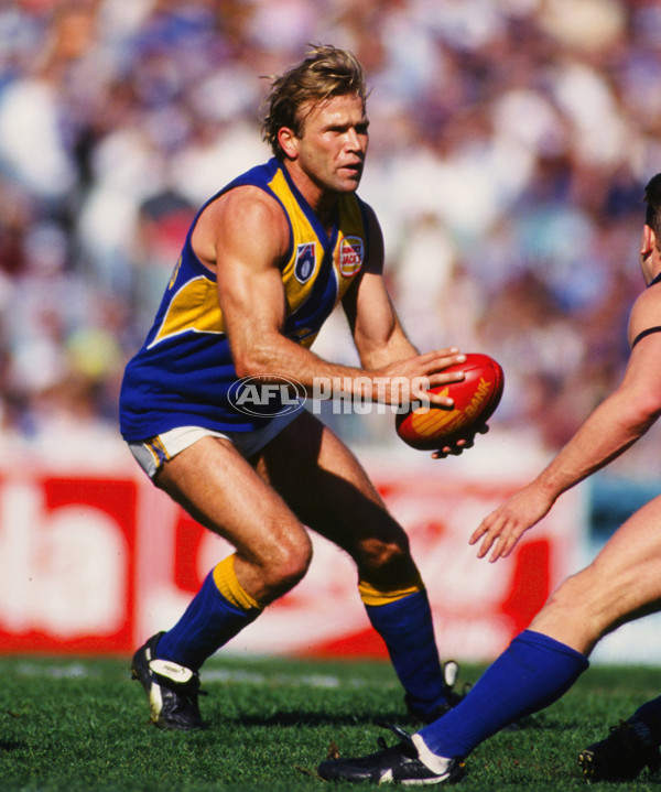 AFL Media â€“ Chris Mainwaring - 18203