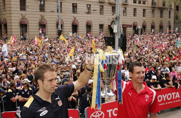 AFL 2006 Media - 2006 Grand Final Parade - 185849