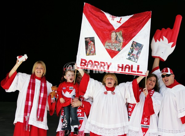 AFL 2006 Grand Final - Sydney Swans v West Coast Eagles - 185874