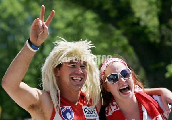 AFL 2006 Grand Final - Sydney Swans v West Coast Eagles - 185871