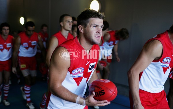 AFL 2006 Grand Final - Sydney Swans v West Coast Eagles - 185887