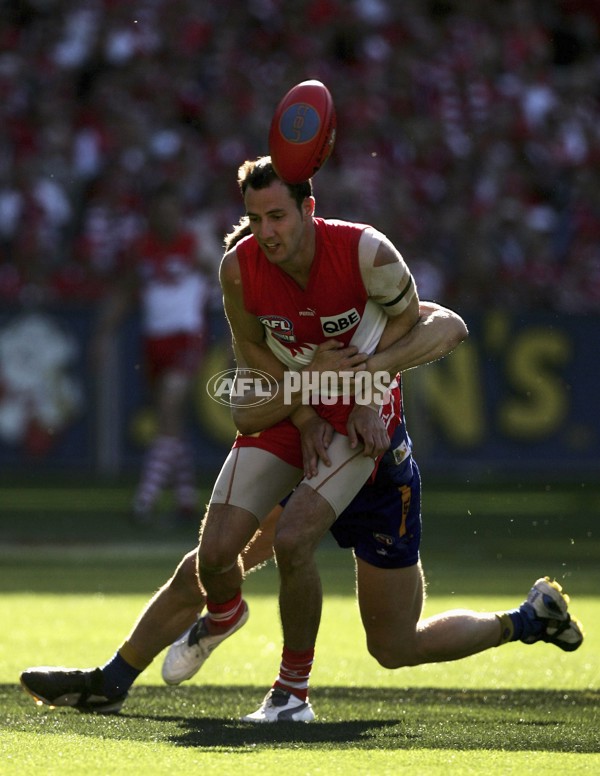 AFL 2006 Grand Final - Sydney Swans v West Coast Eagles - 185982