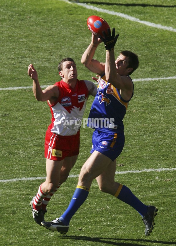AFL 2006 Grand Final - Sydney Swans v West Coast Eagles - 185977