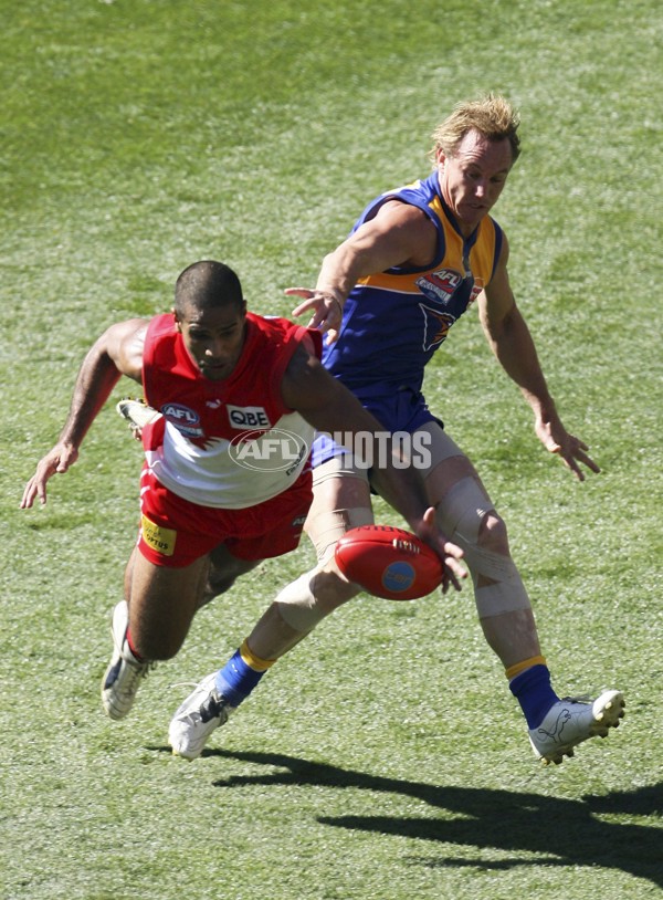 AFL 2006 Grand Final - Sydney Swans v West Coast Eagles - 185959