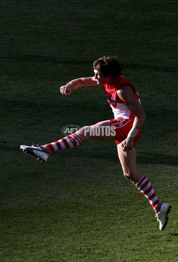 AFL 2006 Grand Final - Sydney Swans v West Coast Eagles - 185969
