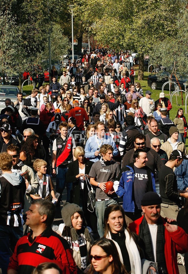 AFL 2006 Rd 4 - Collingwood v Essendon - 186159