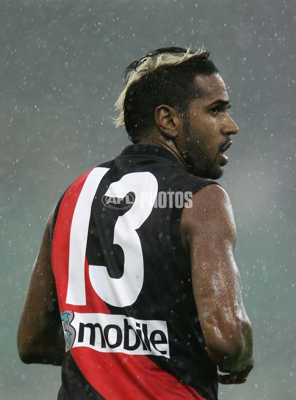 AFL 2006 Rd 5 - Hawthorn v Essendon - 187616