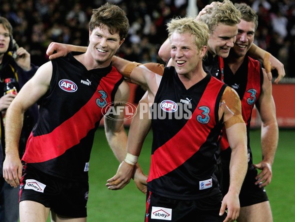 AFL 2006 Rd 19 - Essendon v Collingwood - 187828