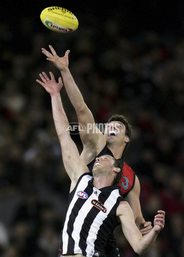 AFL 2006 Rd 19 - Essendon v Collingwood - 187836