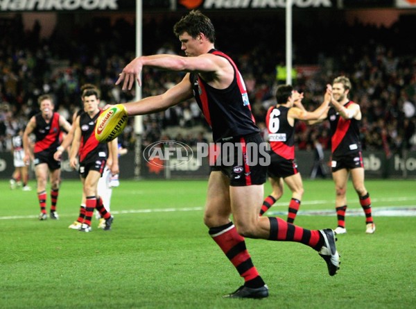 AFL 2006 Rd 19 - Essendon v Collingwood - 187833