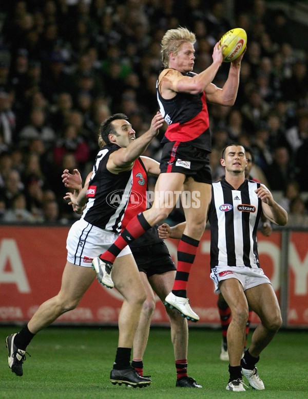 AFL 2006 Rd 19 - Essendon v Collingwood - 187835