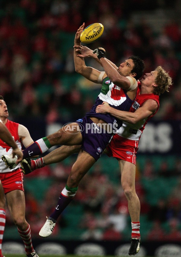 AFL 2006 Rd 13 - Sydney v Fremantle - 189347