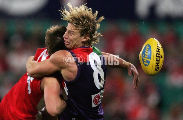 AFL 2006 Rd 13 - Sydney v Fremantle - 189349