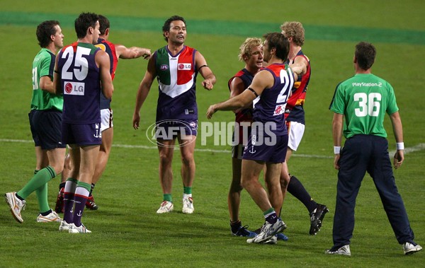 AFL 2006 Rd 4 - Fremantle v Adelaide Crows - 189202