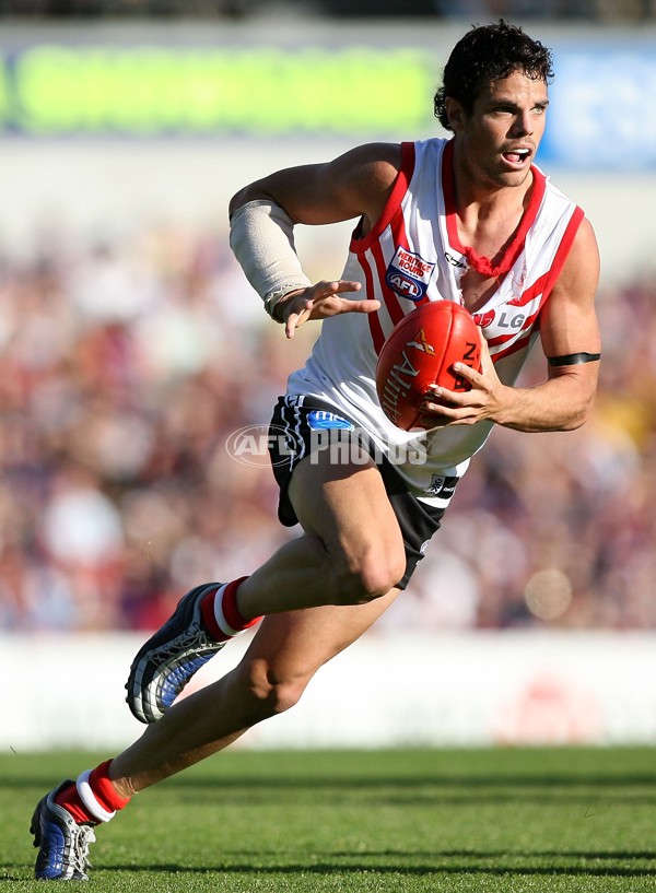 AFL 2006 Rd 16 - Fremantle v Melbourne - 189406