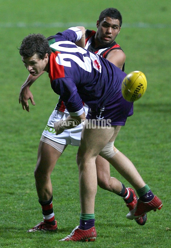 AFL 2006 Rd 20 - Fremantle v St Kilda - 189461