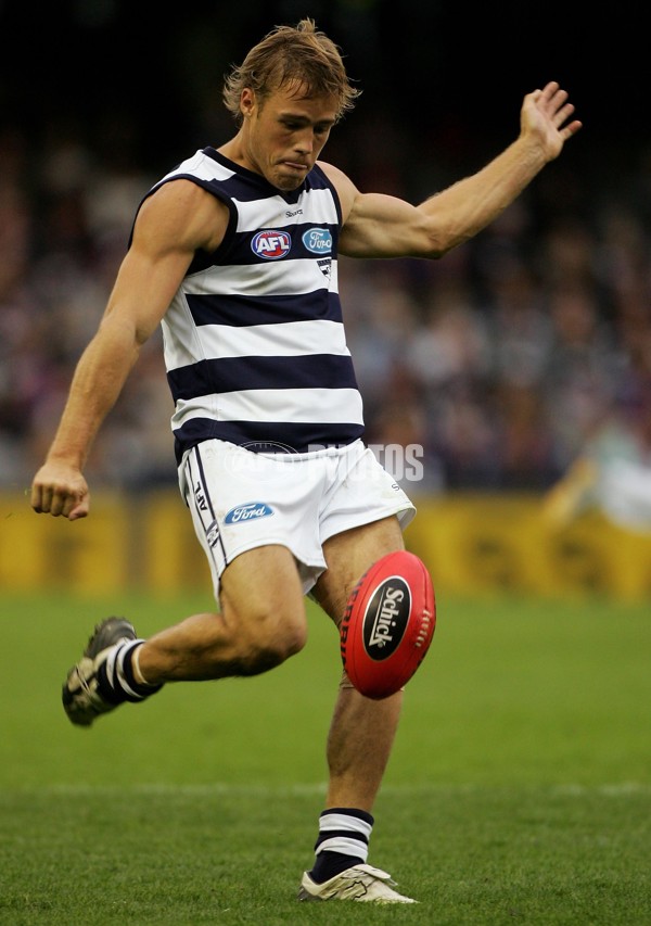 AFL 2006 Rd 4 - Western Bulldogs v Geelong - 189722