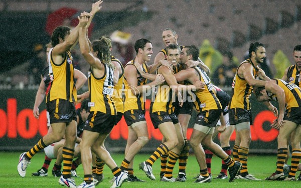 AFL 2006 Rd 5 - Hawthorn v Essendon - 189794