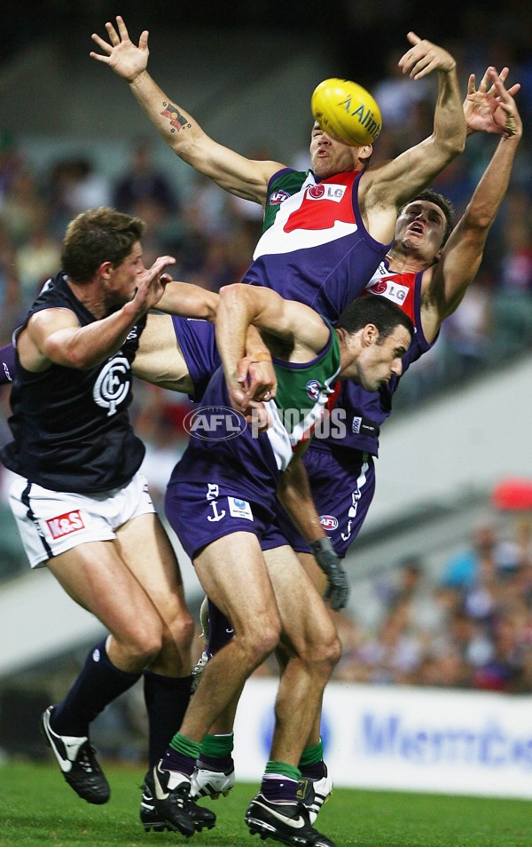 AFL 2006 Rd 2 - Fremantle v Carlton - 190841