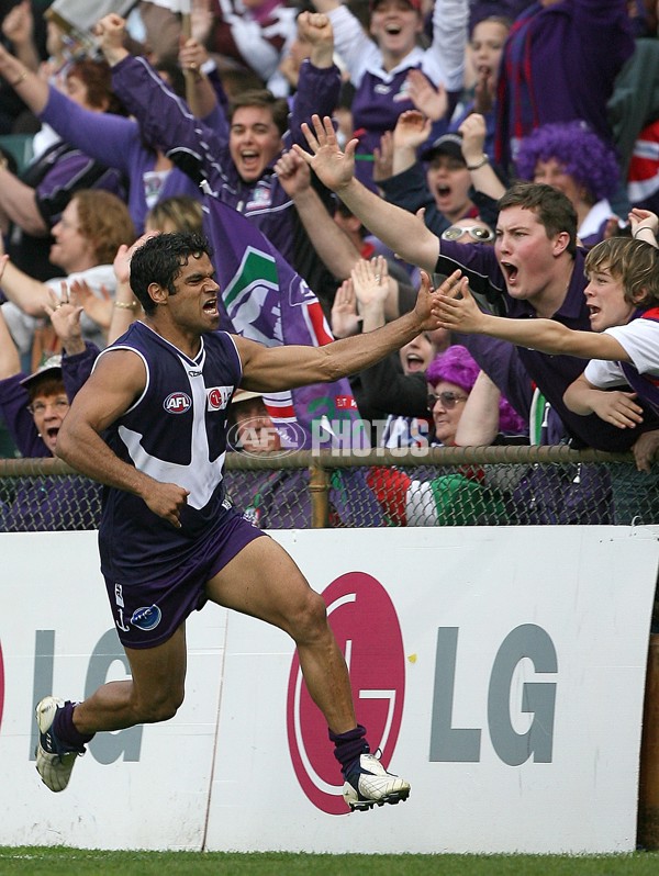 AFL 2006 Rd 18 - Fremantle v Hawthorn - 190937