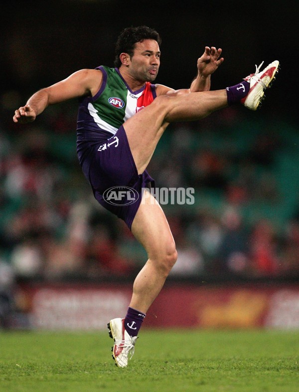 AFL 2006 Rd 13 - Sydney v Fremantle - 190910