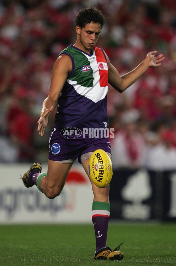 AFL 2006 1st Preliminary Final - Sydney Swans v Fremantle - 190983