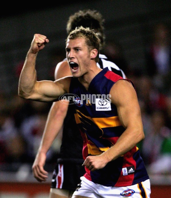AFL 2006 Rd 12 - St Kilda v Adelaide Crows - 196337
