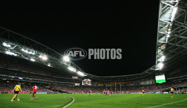 AFL 2006 1st Preliminary Final - Sydney Swans v Fremantle - 196768