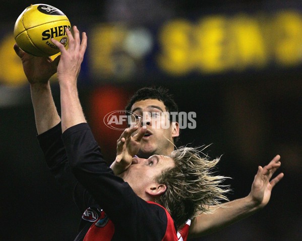 AFL 2006 Rd 22 - Western Bulldogs v Essendon - 196950