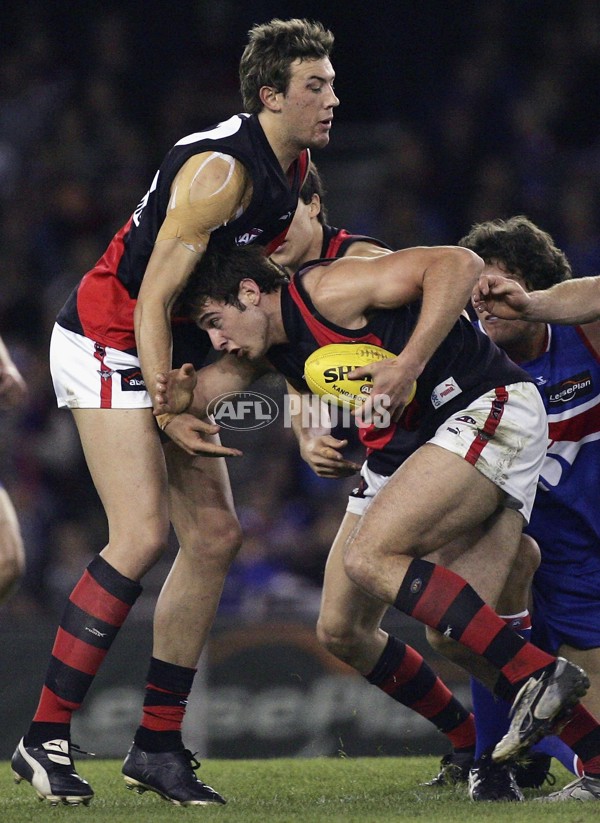 AFL 2006 Rd 22 - Western Bulldogs v Essendon - 196955
